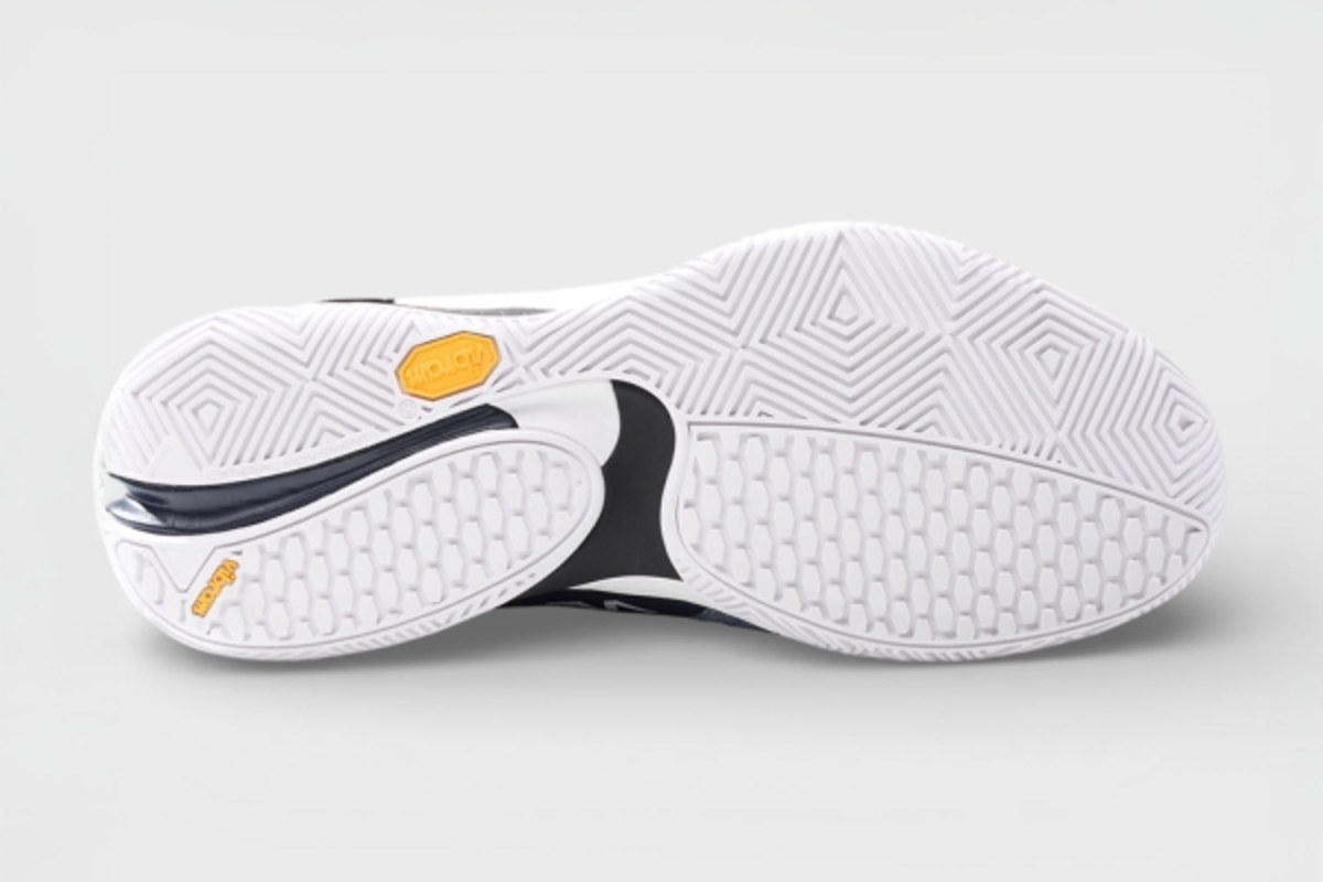 Bullpadel Vertex Vibram 26V